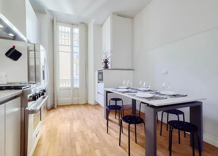 Apartment Elegante Quadrilocale Conciliazione - Mirable Pm Mailand