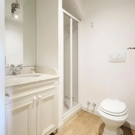 Apartment Elegante Quadrilocale Conciliazione - Mirable Pm